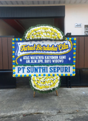 Papan Bunga Duka di Sepang